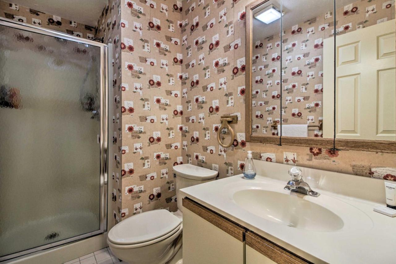 Timber Creek Townhome With 2 Decks And Mtn Views! West Dover Εξωτερικό φωτογραφία