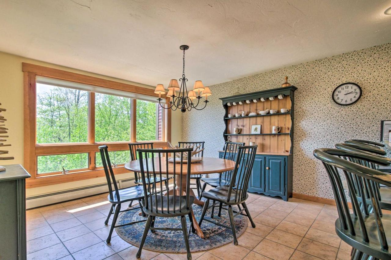 Timber Creek Townhome With 2 Decks And Mtn Views! West Dover Εξωτερικό φωτογραφία