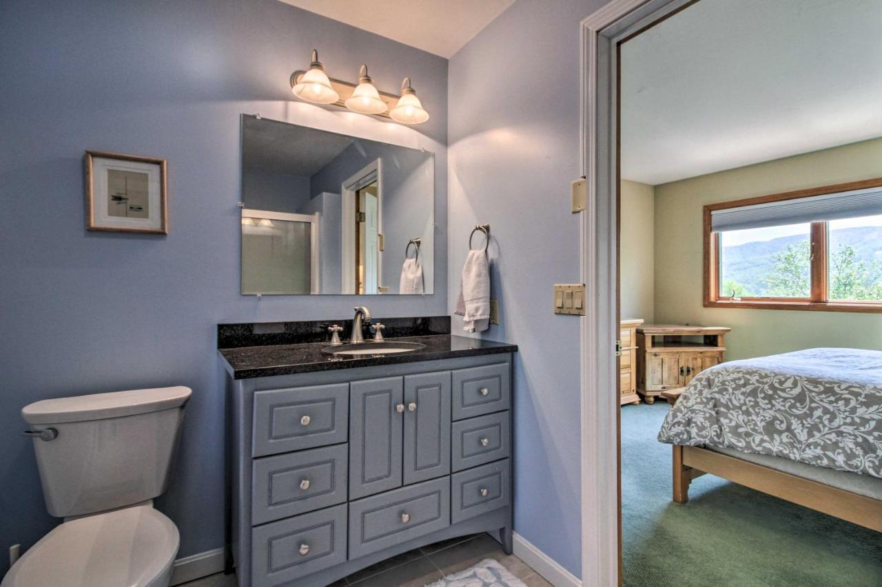 Timber Creek Townhome With 2 Decks And Mtn Views! West Dover Εξωτερικό φωτογραφία