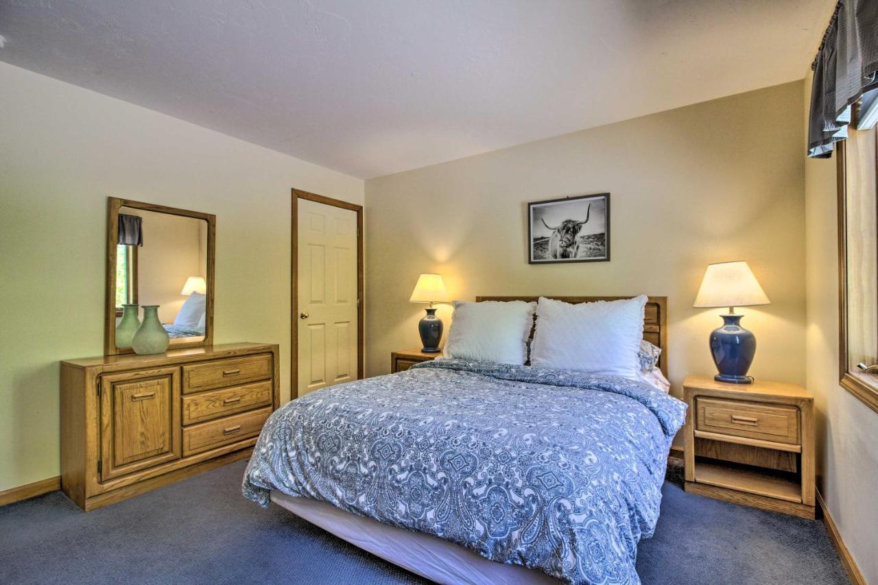 Timber Creek Townhome With 2 Decks And Mtn Views! West Dover Εξωτερικό φωτογραφία
