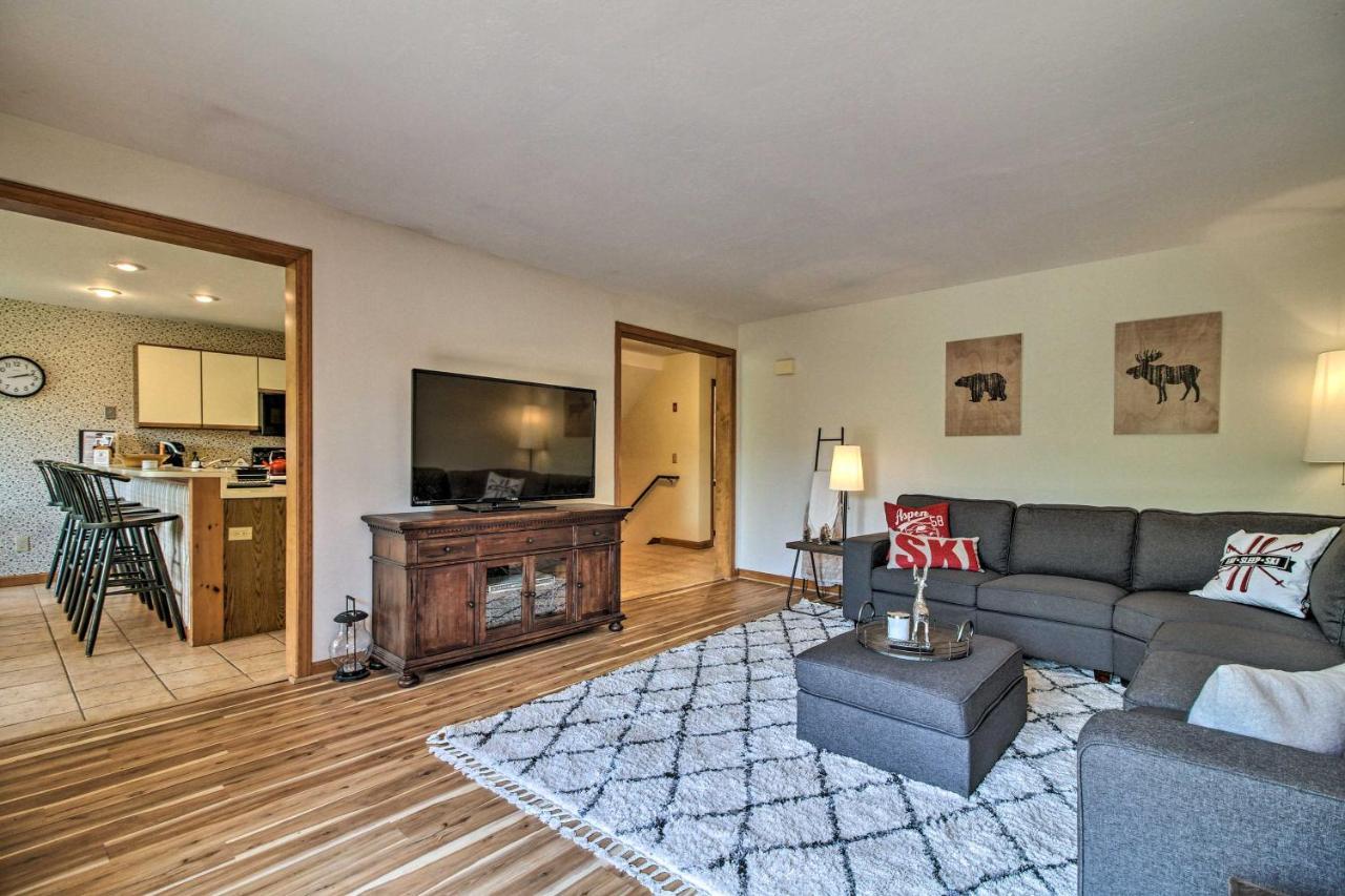 Timber Creek Townhome With 2 Decks And Mtn Views! West Dover Εξωτερικό φωτογραφία