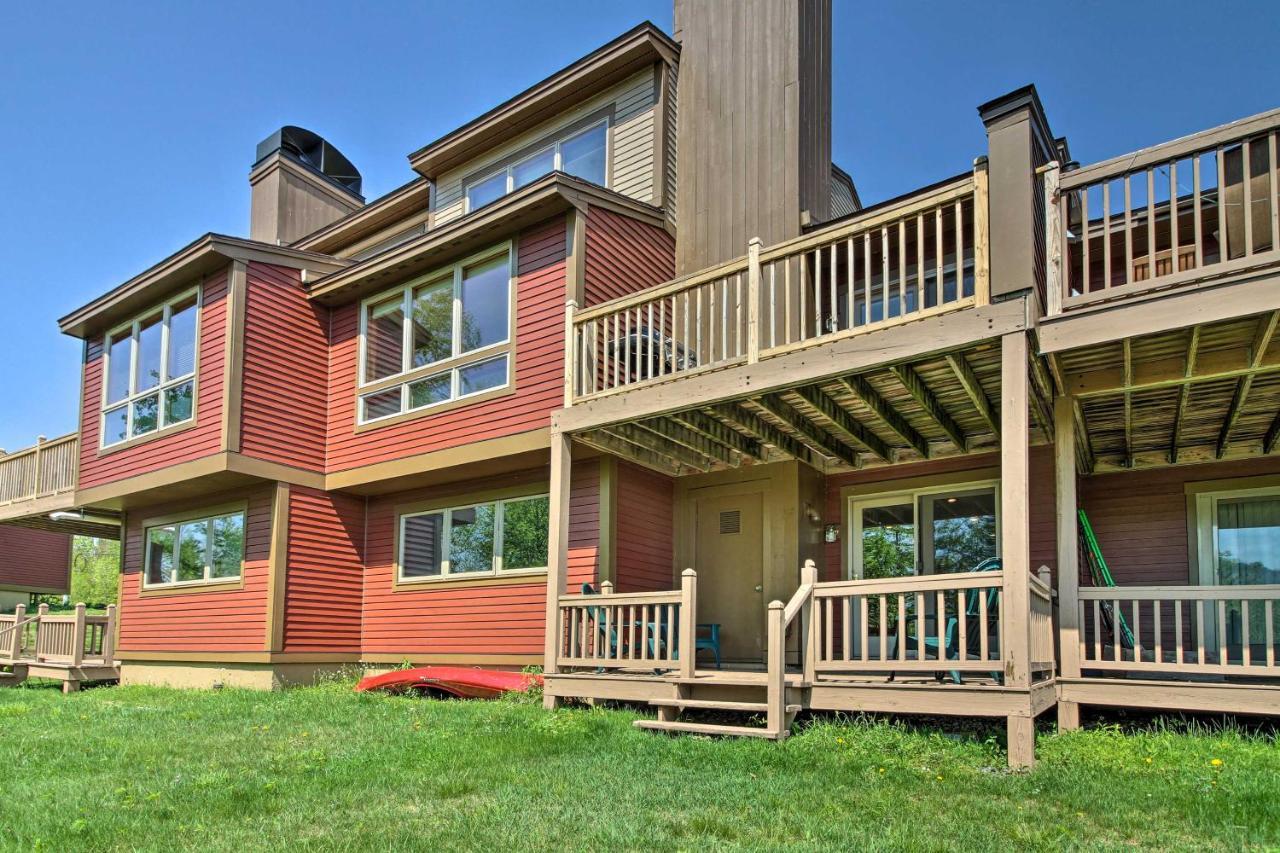 Timber Creek Townhome With 2 Decks And Mtn Views! West Dover Εξωτερικό φωτογραφία